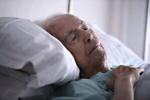Des juges administratifs freinent une tentative d’euthanasie par dénutrition