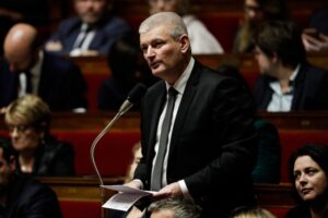 Mission parlementaire sur la fin de vie : un président qui fait débat