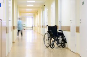Fin de vie : Des médecins français réticents à suivre l'exemple Luxembourgeois