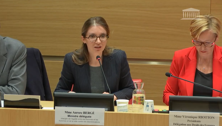 IVG dans la Constitution : la « liberté » des femmes au détriment de la liberté de conscience ?