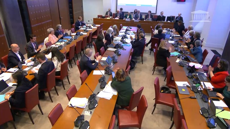 Un « jeu de dupes » ? La proposition de loi sur les soins palliatifs adoptée par la Commission des Affaires sociales de l’Assemblée nationale