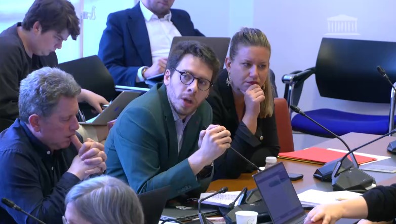 La clause de conscience refusée aux pharmaciens, au nom de « la souveraineté de la personne sur elle-même, qu’il s’agisse d’une interruption de grossesse ou du droit de mourir dans la dignité »