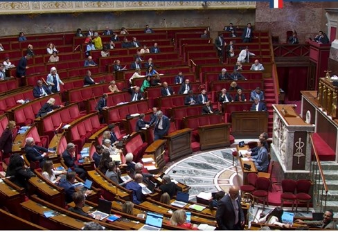 Soins palliatifs : les députés maintiennent un « droit opposable » et préconisent une loi de programmation
