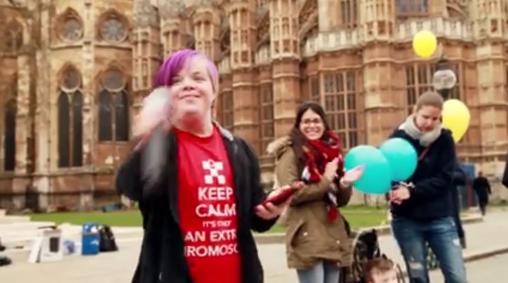 Heidi Crowter, jeune anglaise atteinte de trisomie 21 s'adresse au ministre de la santé: "Ne nous éliminez pas !"