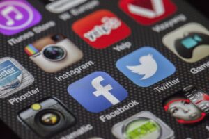 Un tiers des hôpitaux américains envoient des données à Facebook