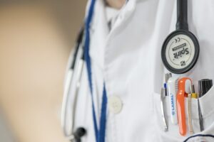 Bébés OGM : la Chine durcit sa règlementation
