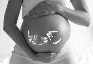 Etats-Unis : le ministère de la santé reconnait que la vie commence à la conception