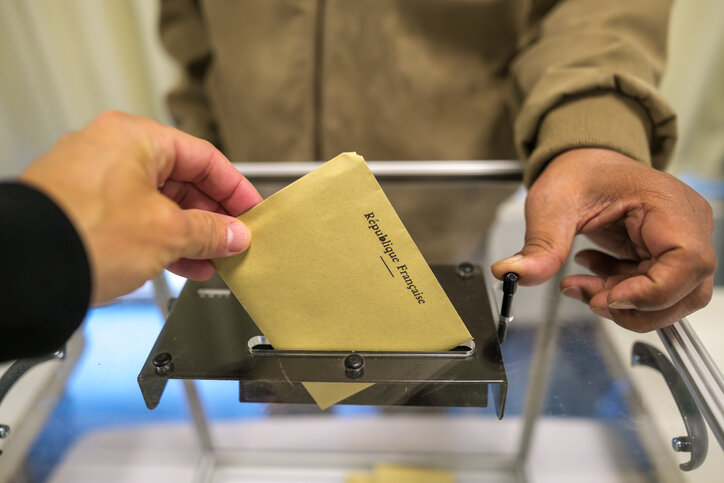 Fin de vie : « Aucun sondage ne peut se substituer » au référendum