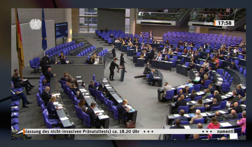 Trisomie 21 : quand la France envisage le diagnostic préimplantatoire, l’Allemagne s’interroge sur le dépistage prénatal